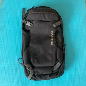 Dakine Heli 12L backpack